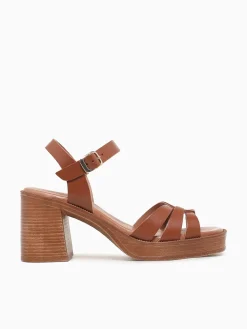Fashion Lola Canales larra caracas burnish Tan